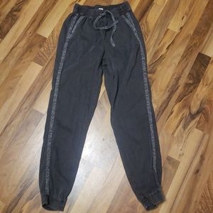 Women's Hollister joggers